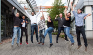 Die angehenden Handwerksmeister bei der Verabschiedung am TA Bildungszentrum Hameln.