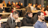 Studierende aus sechs Lehrgängen werden im Audimax und in der Mensa am TA Bildungszentrum begrüßt.