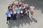 Die Teilnehmer an der Ausbildereignungsprüfung IHK (AEVO) empfangen ihre Zertifikate.