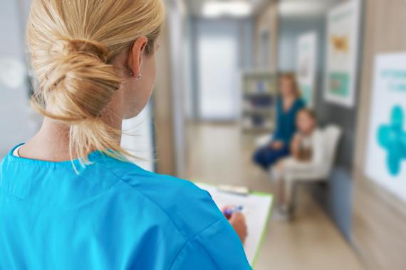 Fachwirt im Gesundheits- und Sozialwesen IHK Angestellte im Berufsumfeld