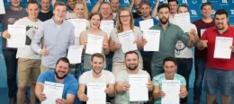 Handwerksmeister Teil 3: Absolventen erhalten Zertifikate