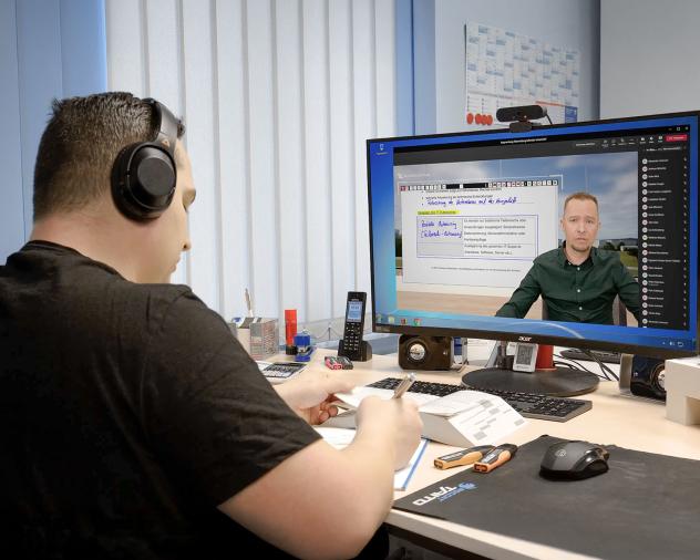 Teilnehmer im Live-Online-Unterricht