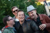 Das Sommerfest 2015 – auf dem Campus des TA Bildungszentrums wird fröhlich gefeiert.