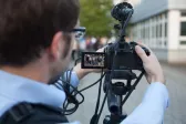 Das Sommerfest 2015 – auf dem Campus des TA Bildungszentrums wird fröhlich gefeiert.