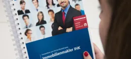 Immobilienmakler IHK: Spezialisiert für den Wohnungsmarkt