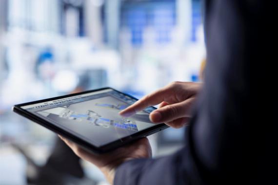 Technischer Betriebswirt IHK Tablet Technik und Wirtschaft