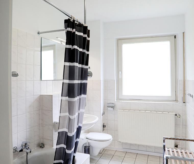 TA Wohnanlage Badezimmer
