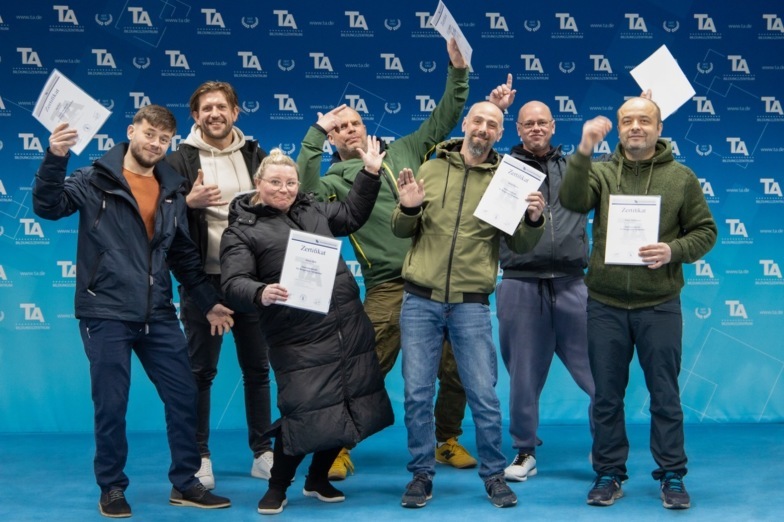 04-26_EFFT-23-26-V-HM
