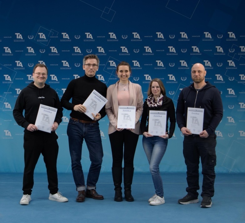 04-26_Fuek-9-26-V-HM