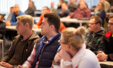 Handwerksmeister, Ausbilder und Eventmanager IHK starten ihre Weiterbildung in Hameln.