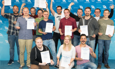 Verabschiedung der angehenden Industriemeister Elektrotechnik IHK und Industriemeister Mechatronik IHK am TA Bildungszentrum Hameln.