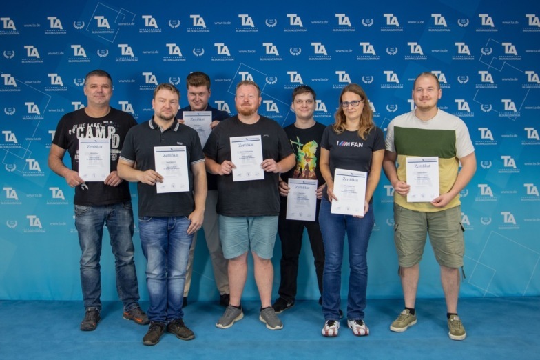 06-25_EFFT-32-25-V-HM