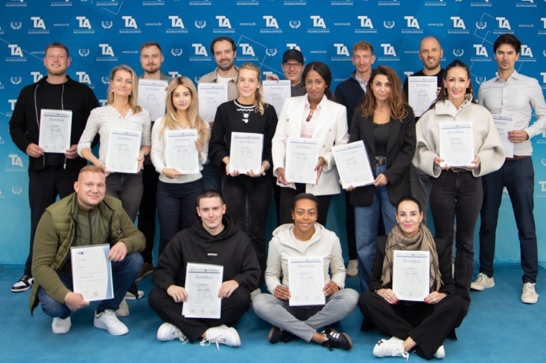 10-25-IMMA-20-25-V-HM