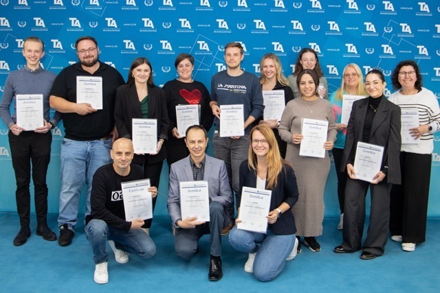 09-25_IMVW-21-25-V-HM