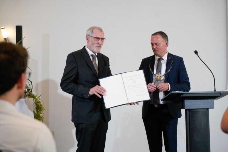 WTH_Bundesverdienstkreuz1